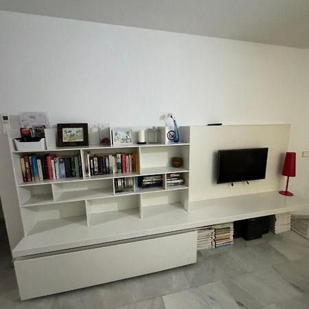 M&J Benalmadena Retreat Apartment Bagian luar foto