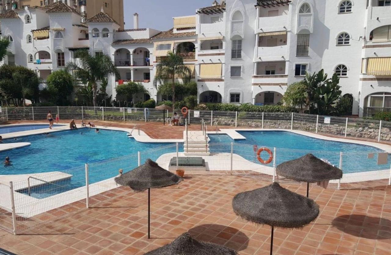 M&J Benalmadena Retreat Apartment Bagian luar foto