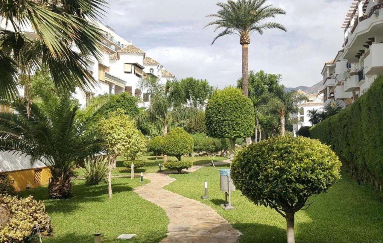 M&J Benalmadena Retreat Apartment Bagian luar foto