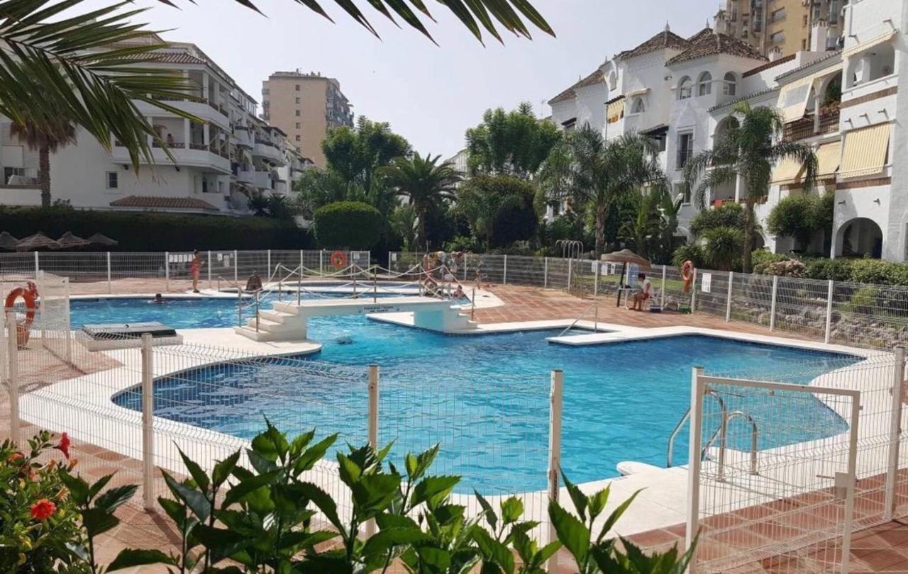 M&J Benalmadena Retreat Apartment Bagian luar foto