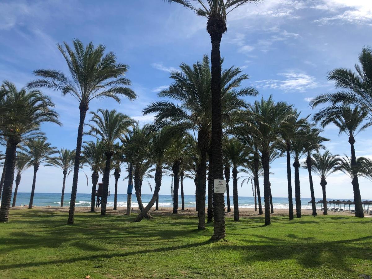 M&J Benalmadena Retreat Apartment Bagian luar foto