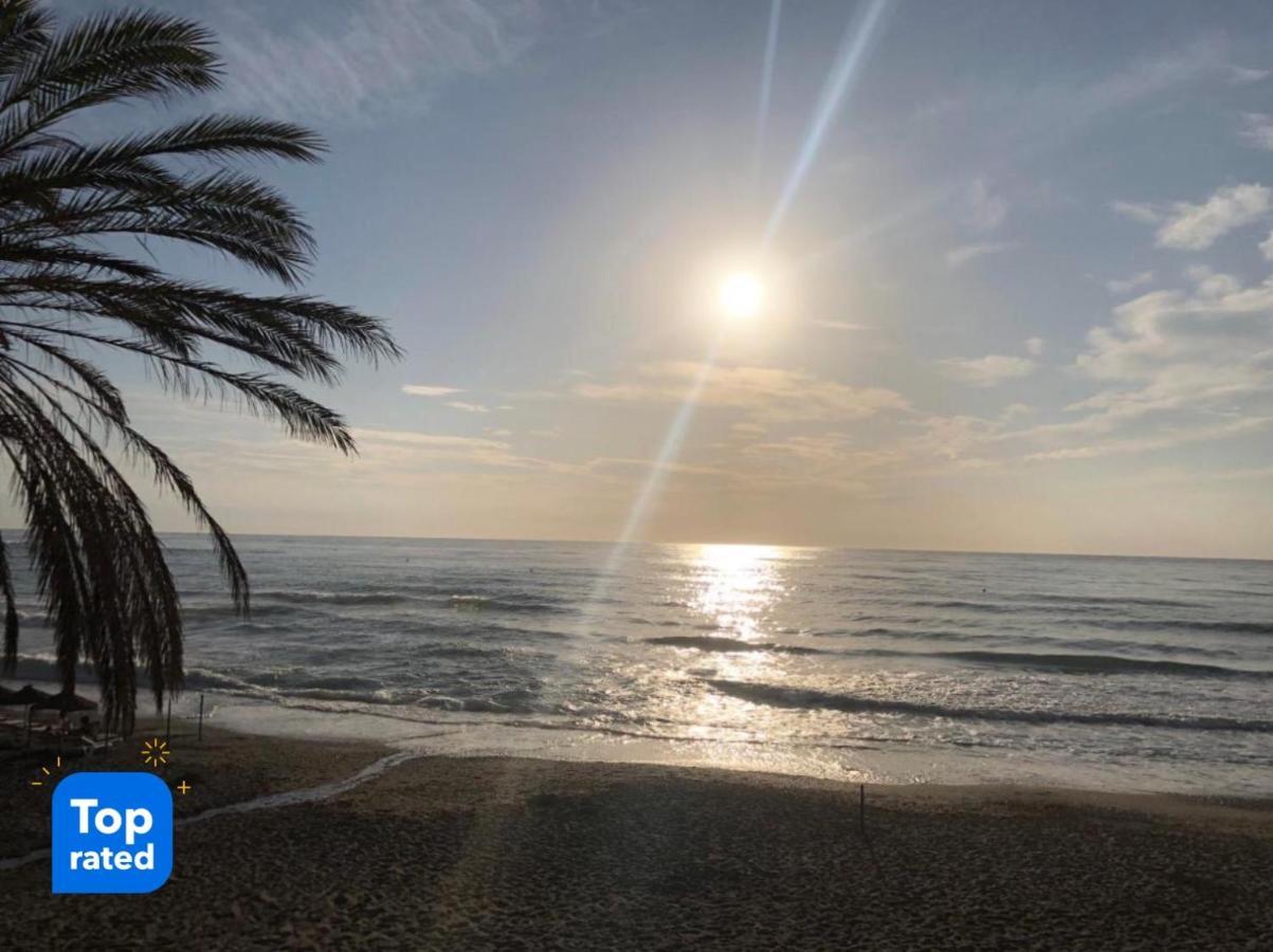 M&J Benalmadena Retreat Apartment Bagian luar foto