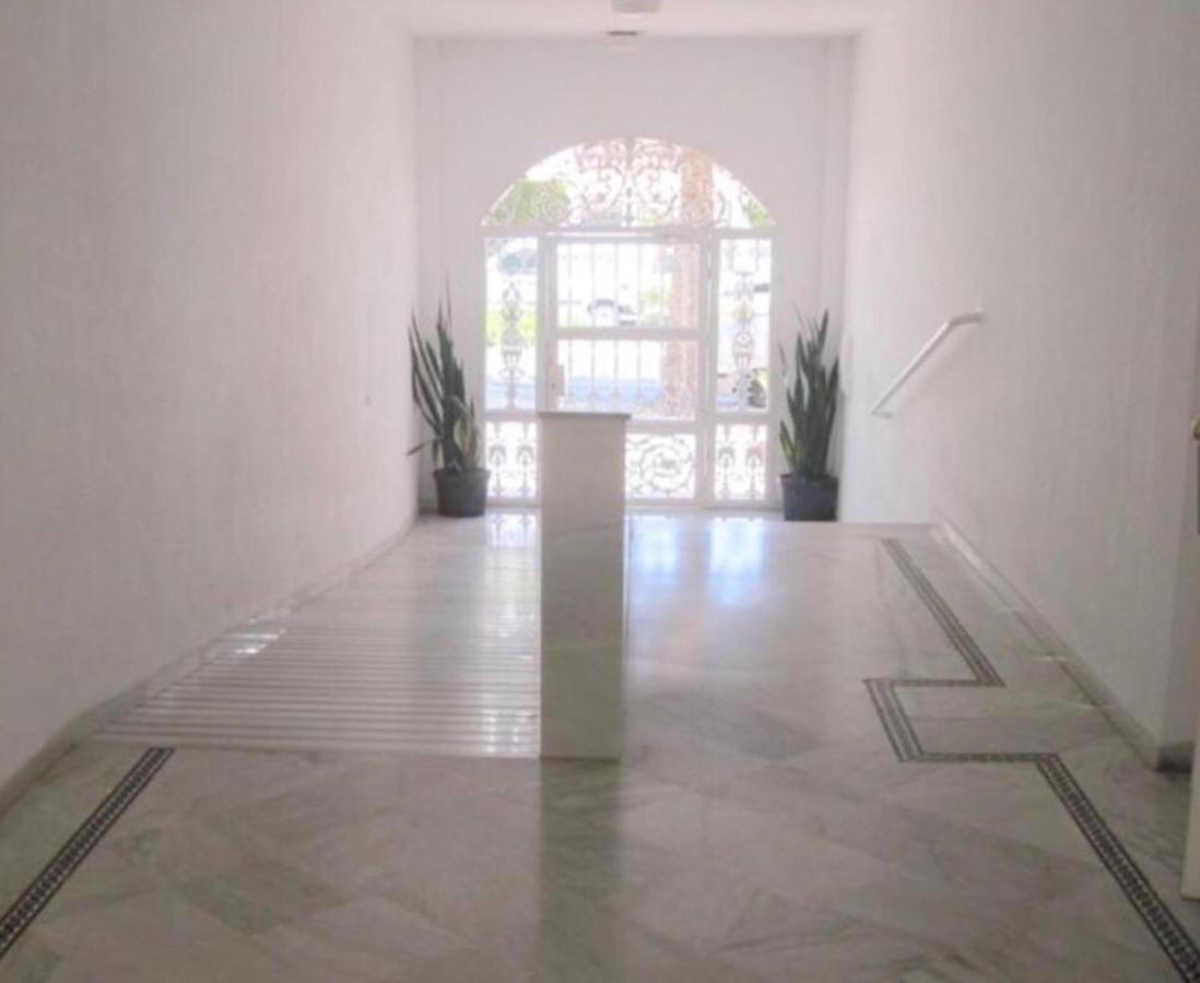 M&J Benalmadena Retreat Apartment Bagian luar foto