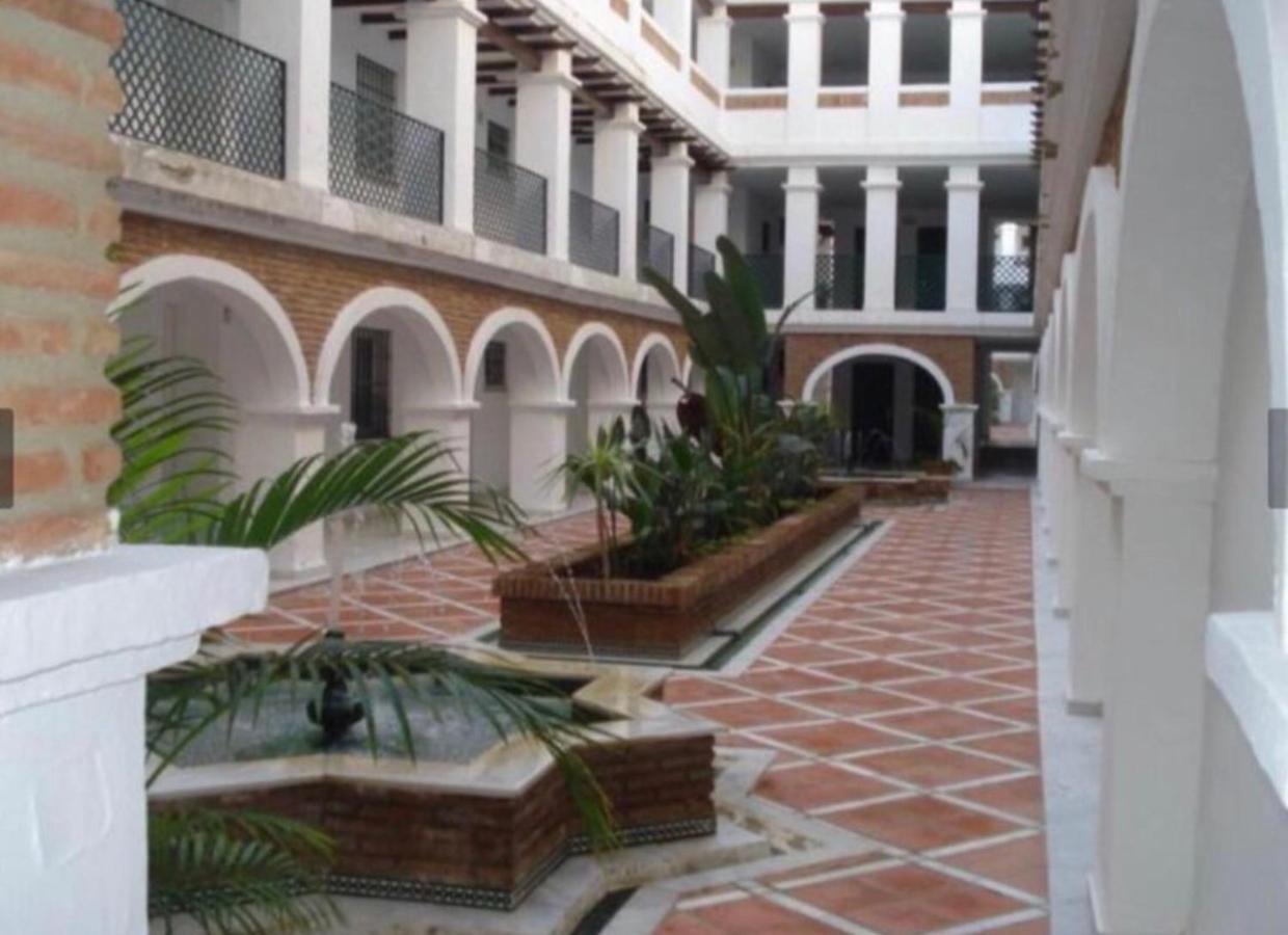 M&J Benalmadena Retreat Apartment Bagian luar foto