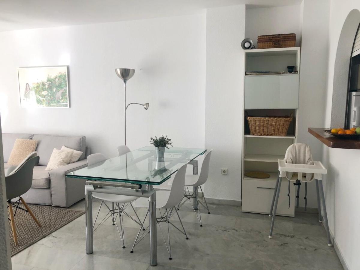 M&J Benalmadena Retreat Apartment Bagian luar foto